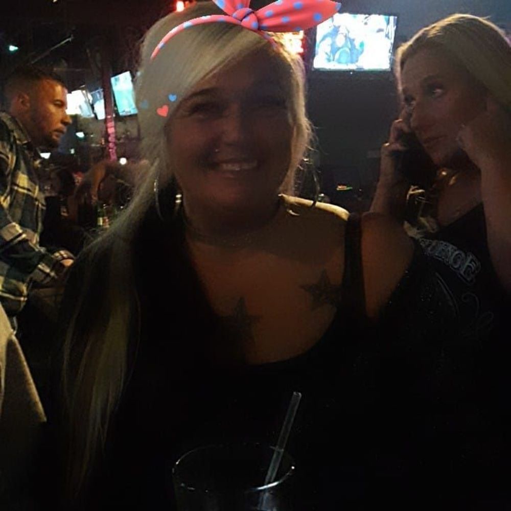 Meet your Posher, Jennipher